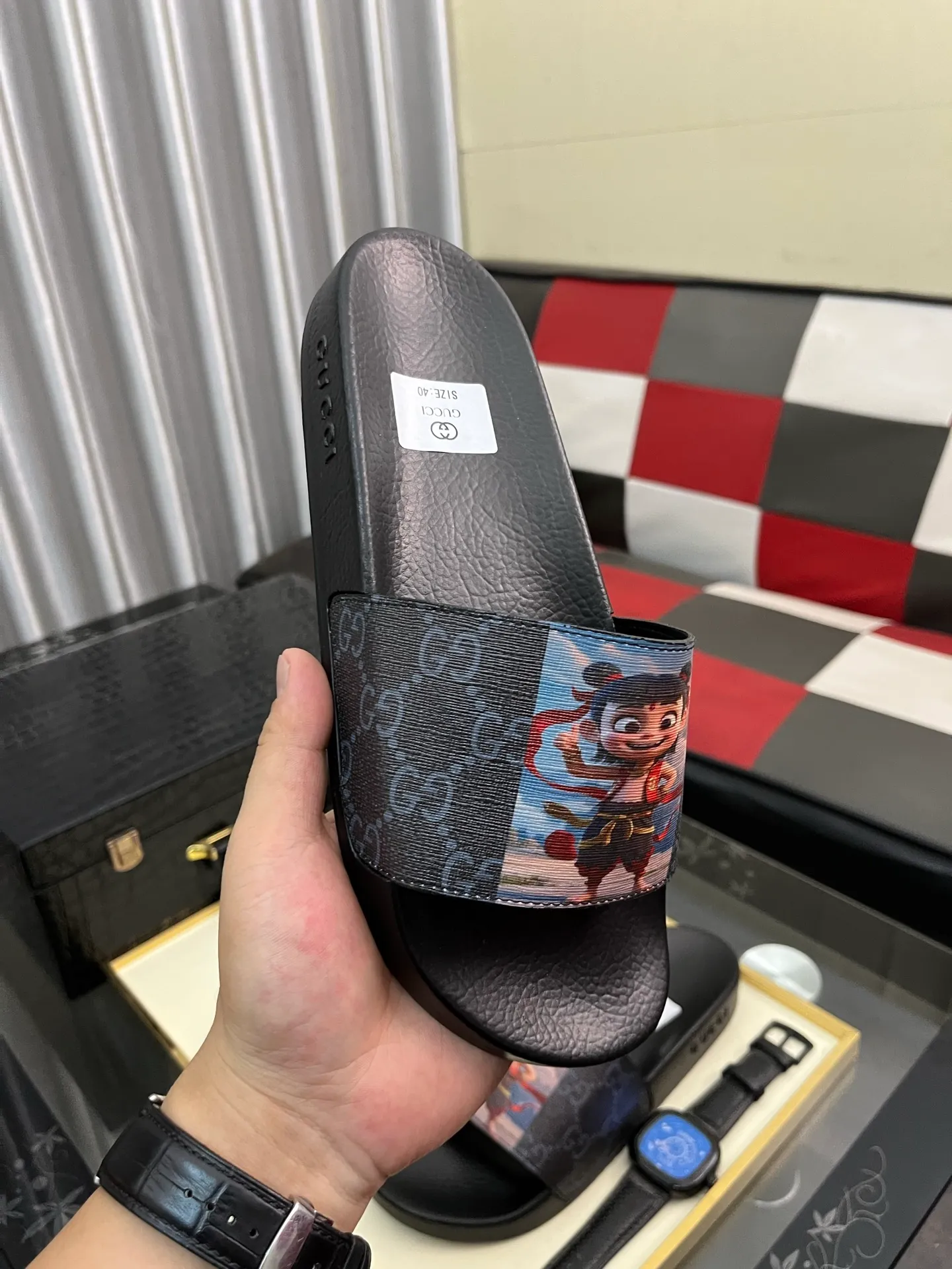 Men's Men's Shoes💰220⌚️⌚️ＧＵＣＣＩ.Gucci.Official website 1:1 popular slippers on sale! Original original material 🩴 SIZE: 38-46 (45.46 non-refundable)